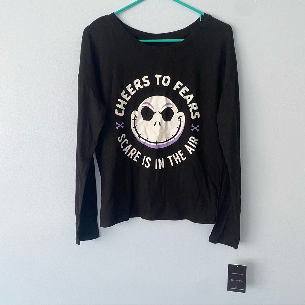 🌻BOGO 50% Off🌻 NWT Disney sleep shirt